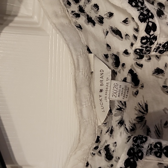 Lucky Brand 2x tunic - Picture 3 of 3